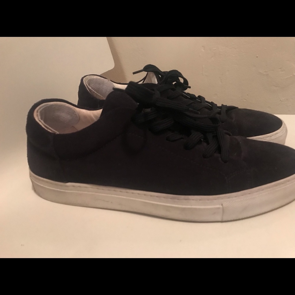 M blue suede two boot New York -sax fifth avenu